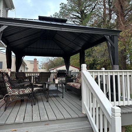 Cheerful 3-Bedroom 3Bath With Fire Pit And Patio Hampton Exterior photo